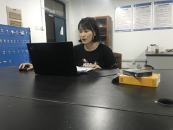 国产成人精品白浆久久69