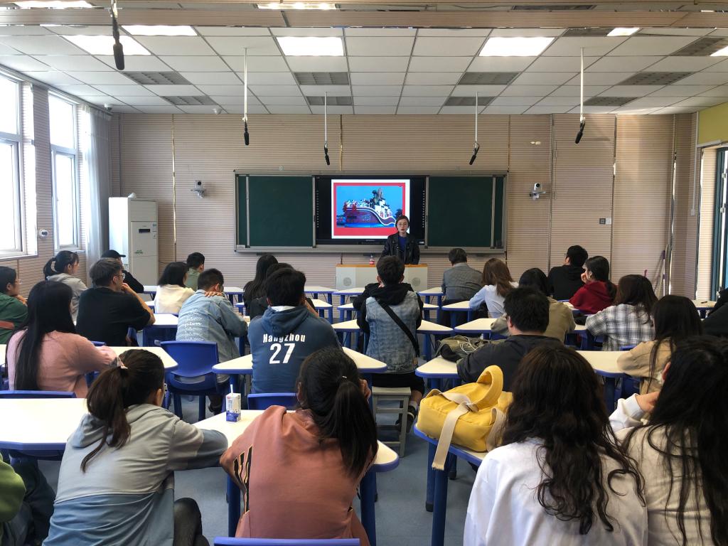 国产成人精品白浆久久69