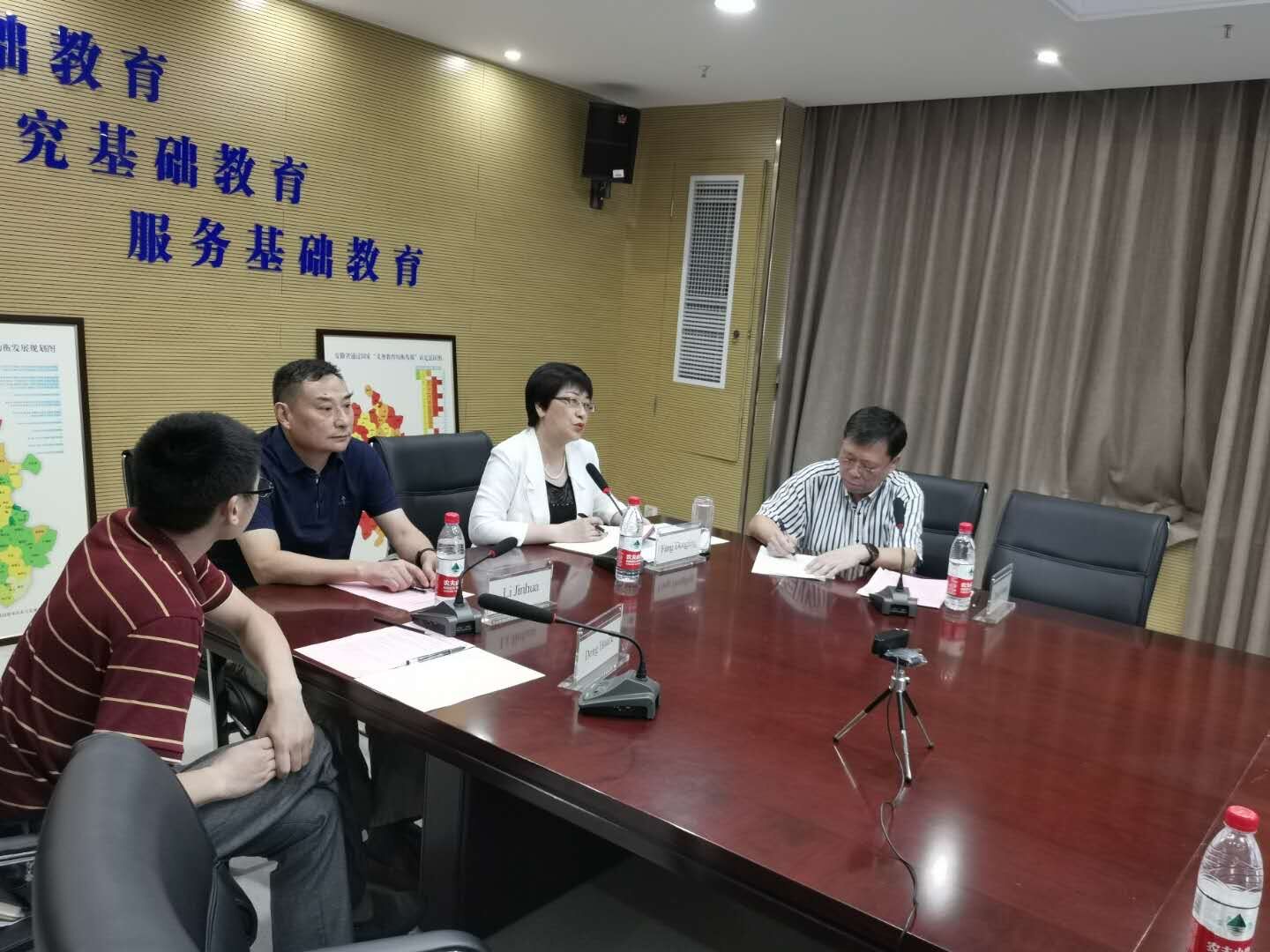 国产成人精品白浆久久69