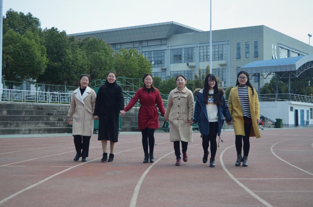 国产成人精品白浆久久69