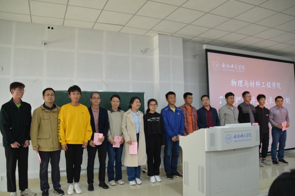 国产成人精品白浆久久69