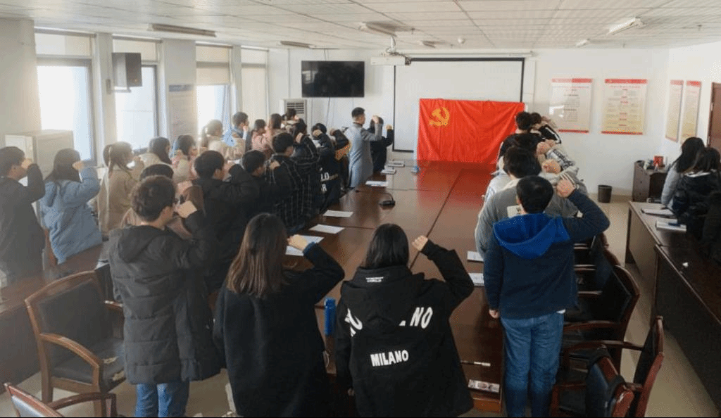 国产成人精品白浆久久69