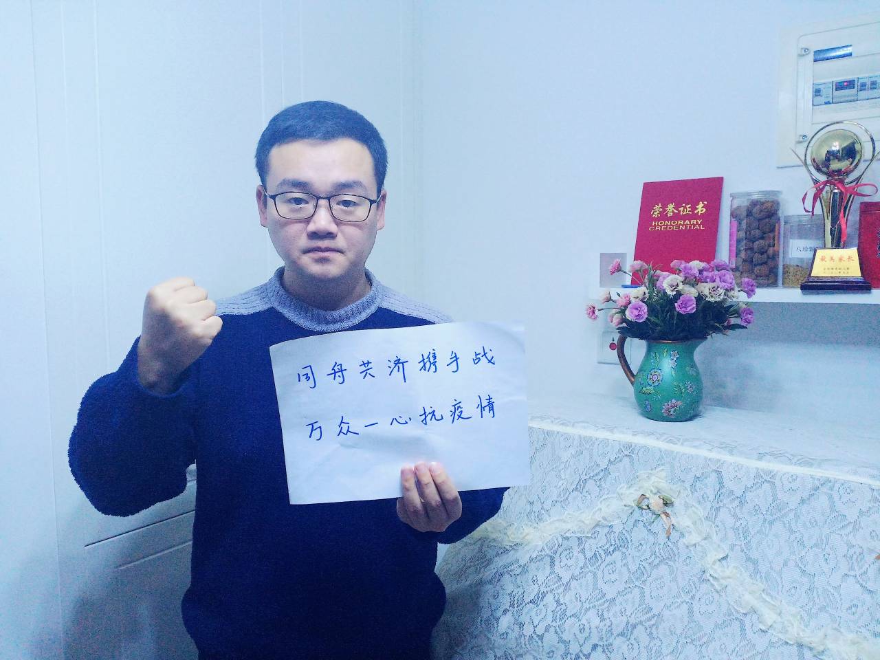 国产成人精品白浆久久69