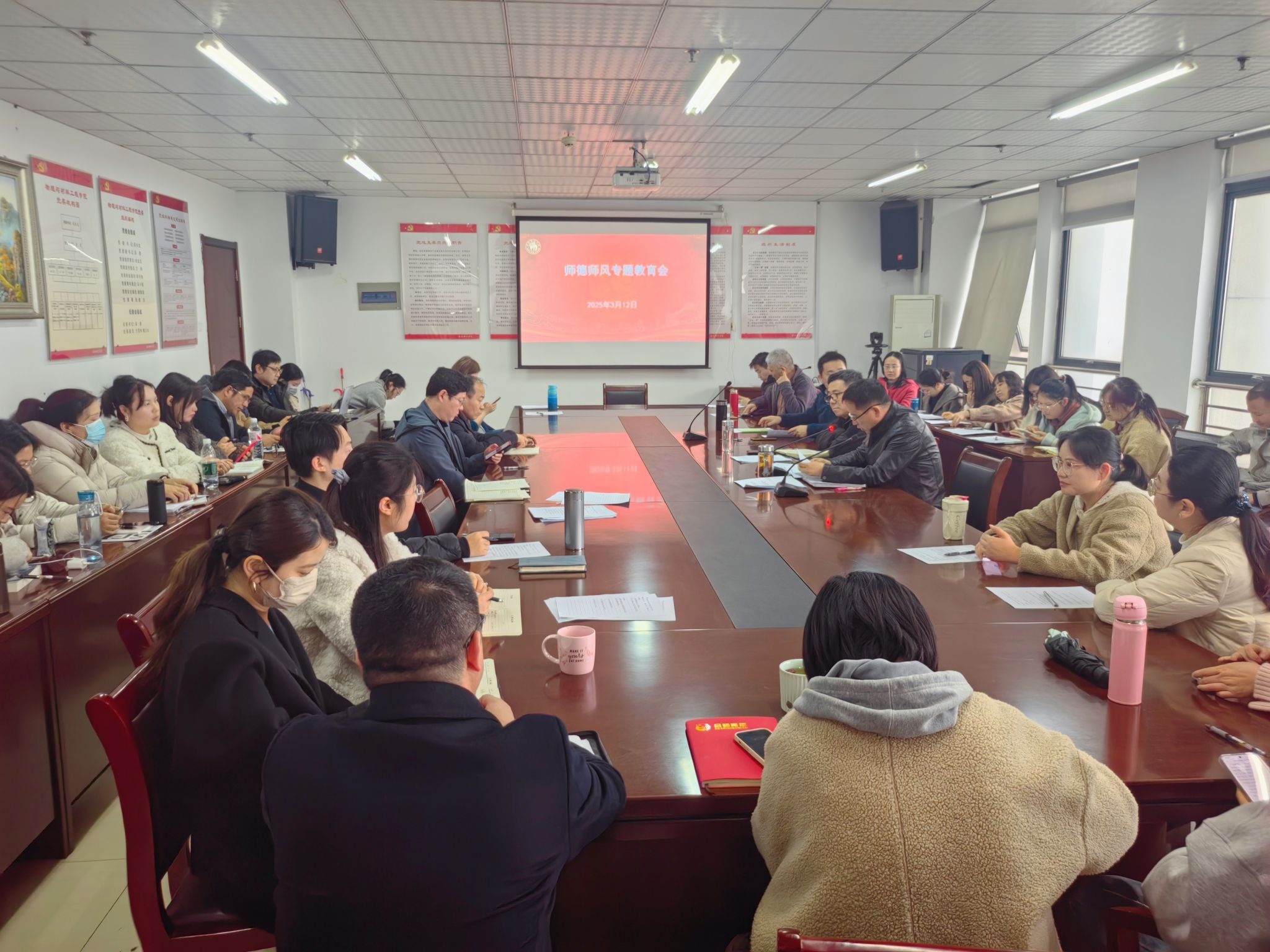 国产成人精品白浆久久69