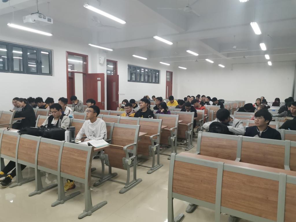 国产成人精品白浆久久69