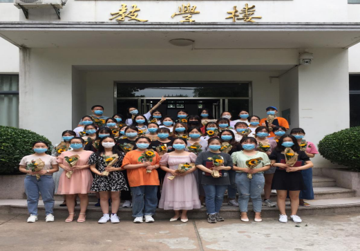 国产成人精品白浆久久69