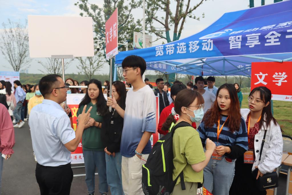 国产成人精品白浆久久69