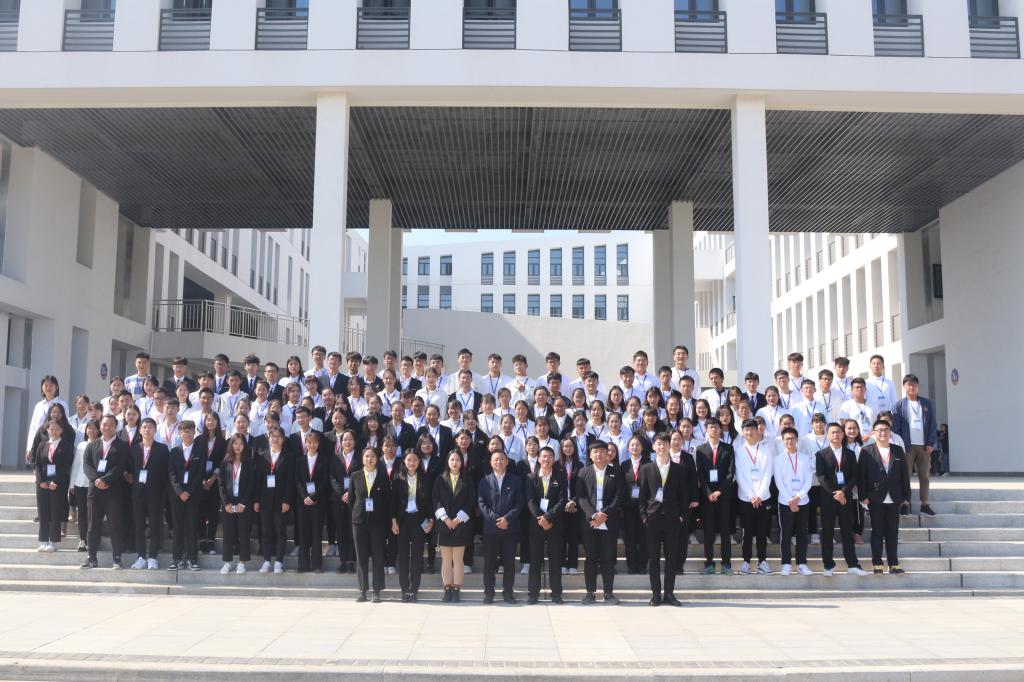 国产成人精品白浆久久69