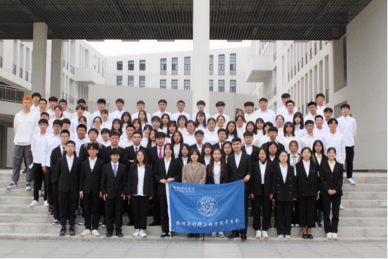 国产成人精品白浆久久69
