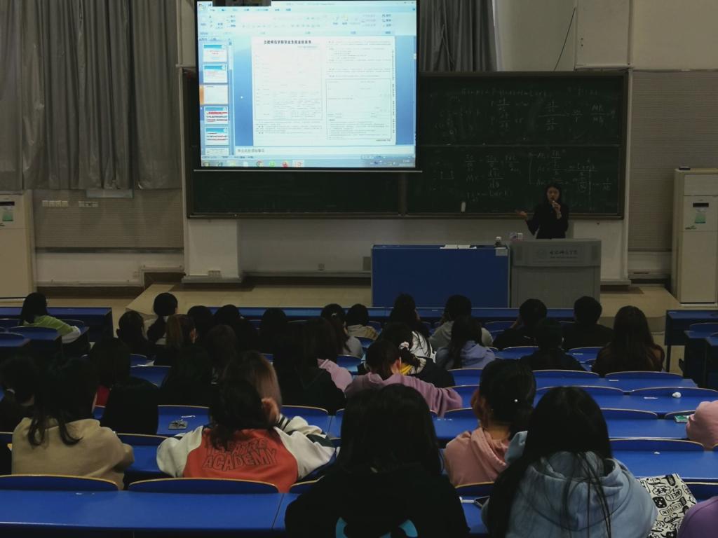 国产成人精品白浆久久69