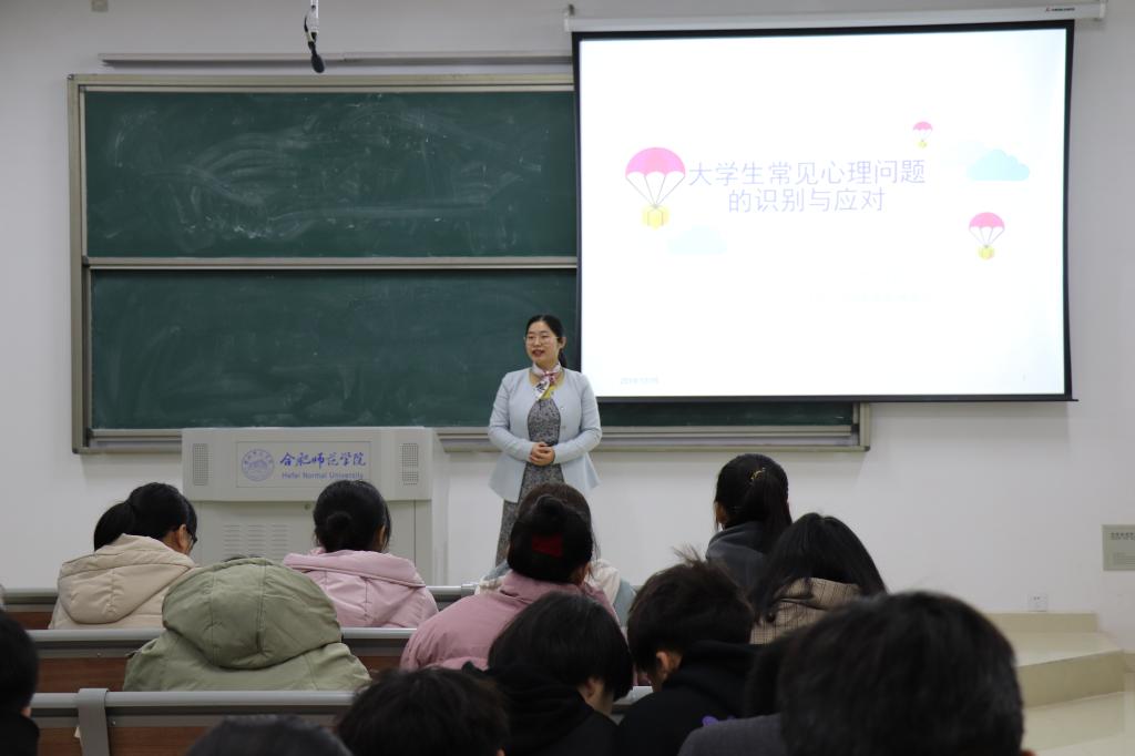 国产成人精品白浆久久69