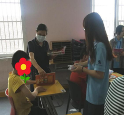 国产成人精品白浆久久69