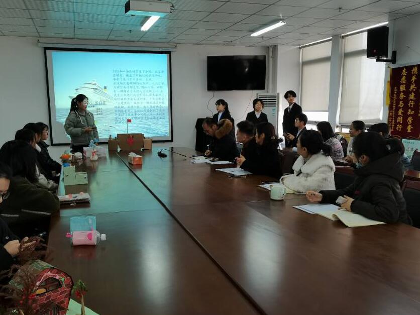 国产成人精品白浆久久69