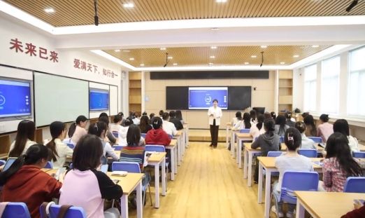 国产成人精品白浆久久69