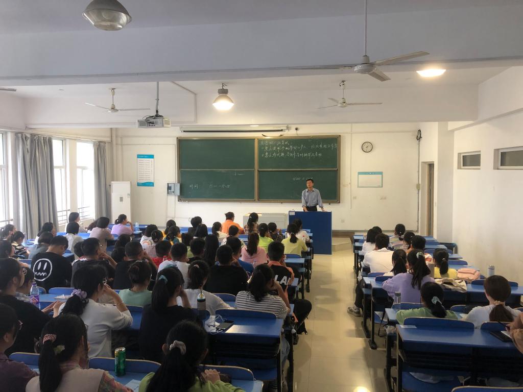国产成人精品白浆久久69