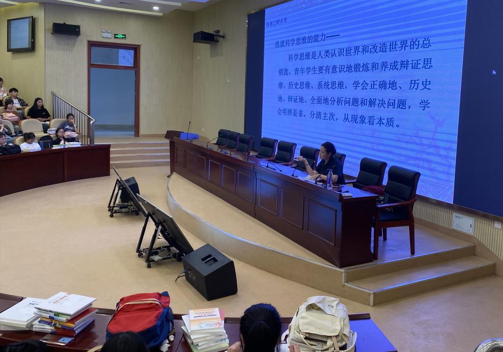 国产成人精品白浆久久69