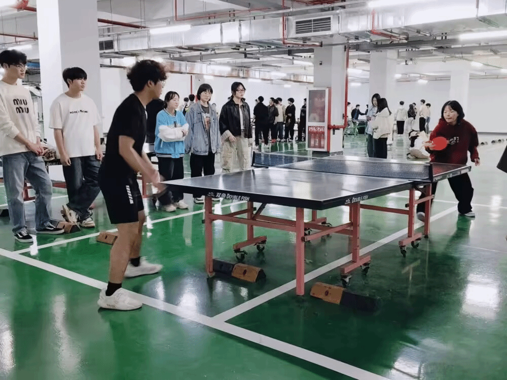 国产成人精品白浆久久69