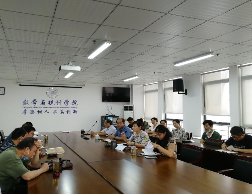 国产成人精品白浆久久69