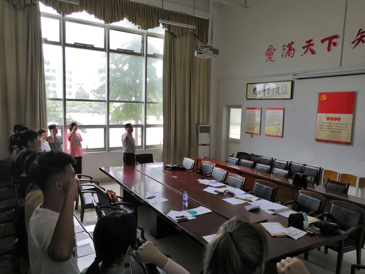 国产成人精品白浆久久69