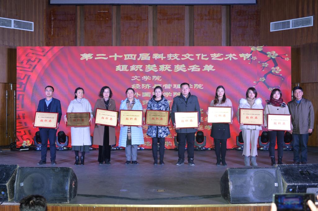 国产成人精品白浆久久69