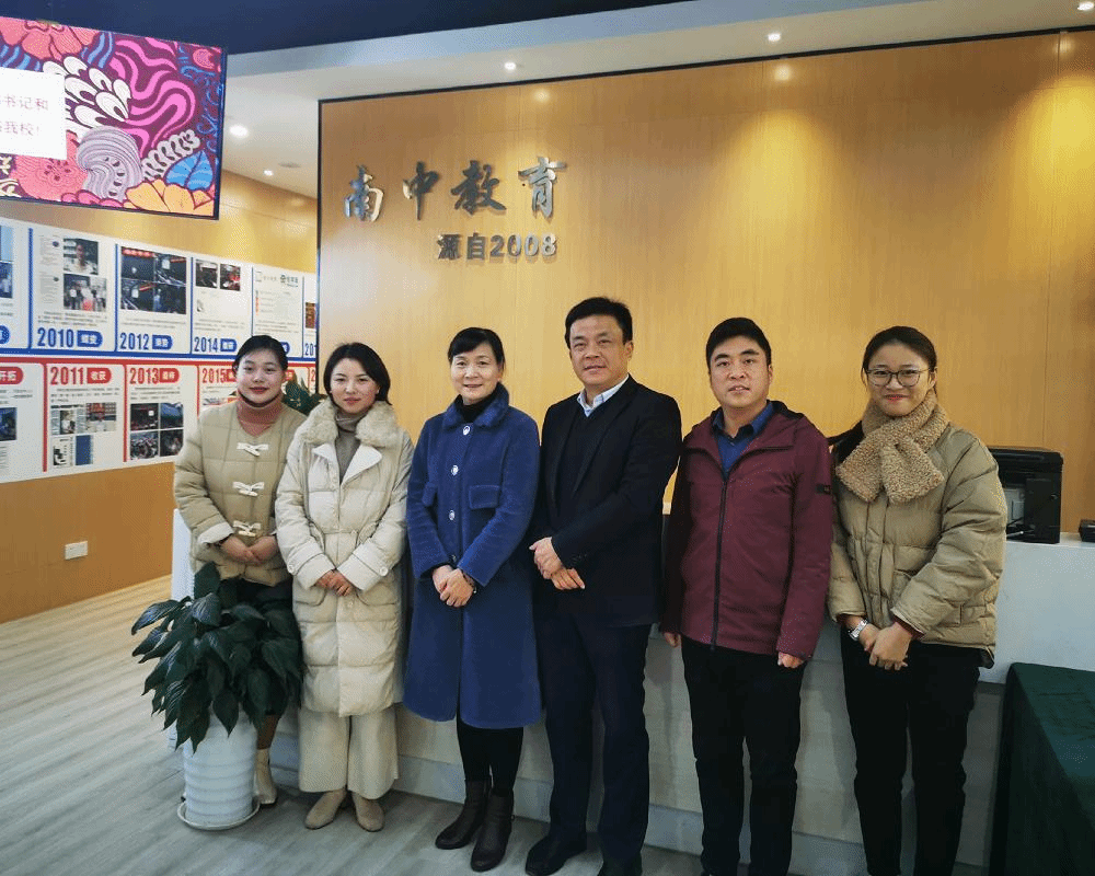 国产成人精品白浆久久69