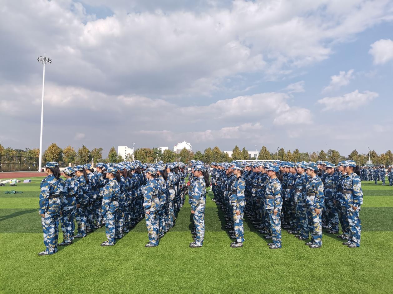 国产成人精品白浆久久69
