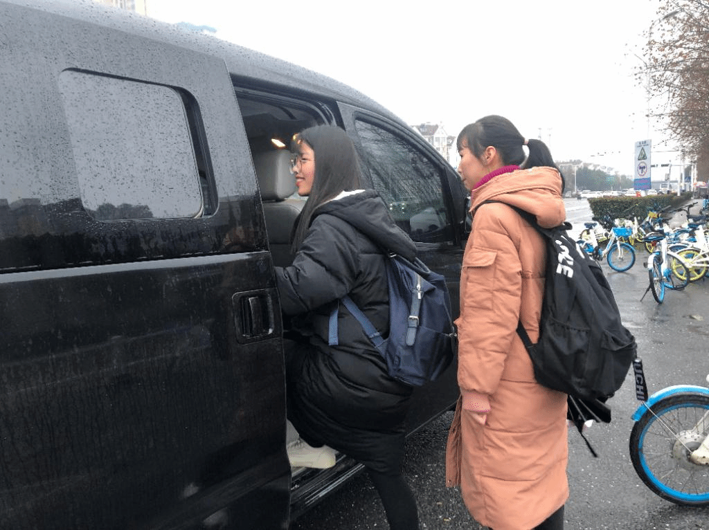 国产成人精品白浆久久69