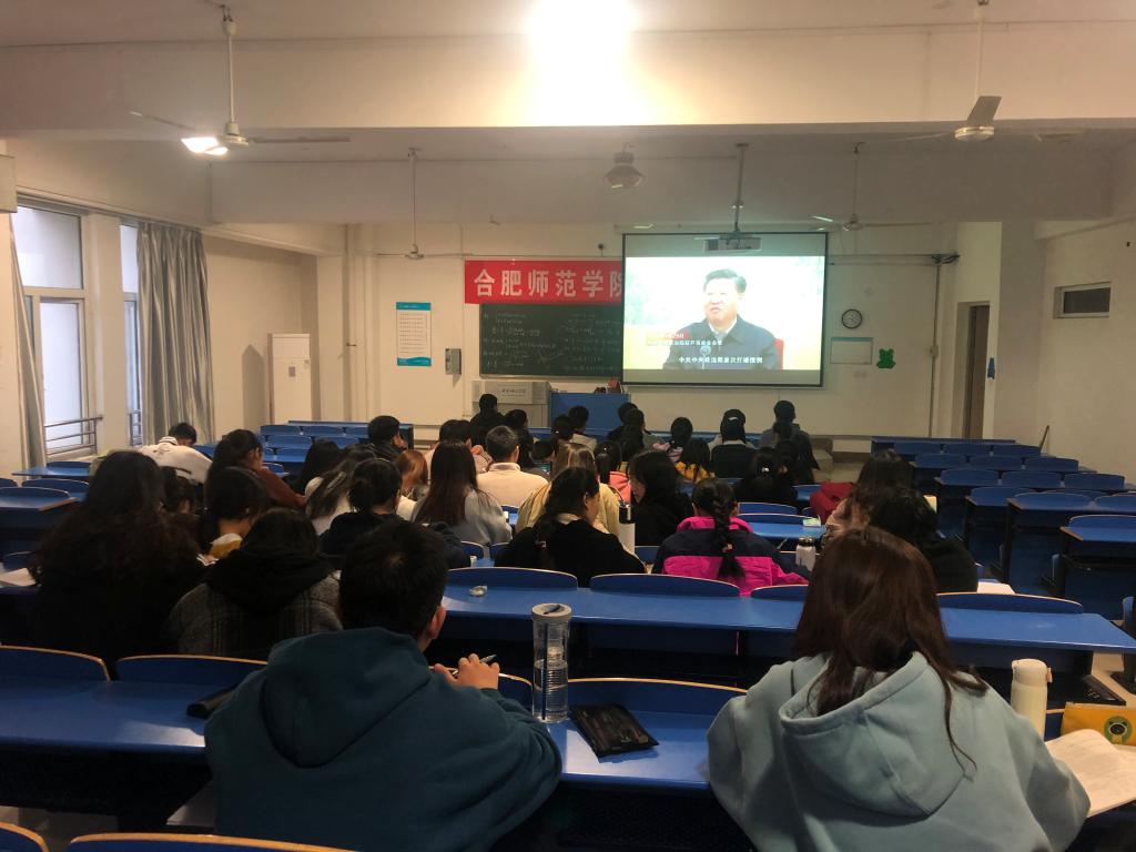 国产成人精品白浆久久69