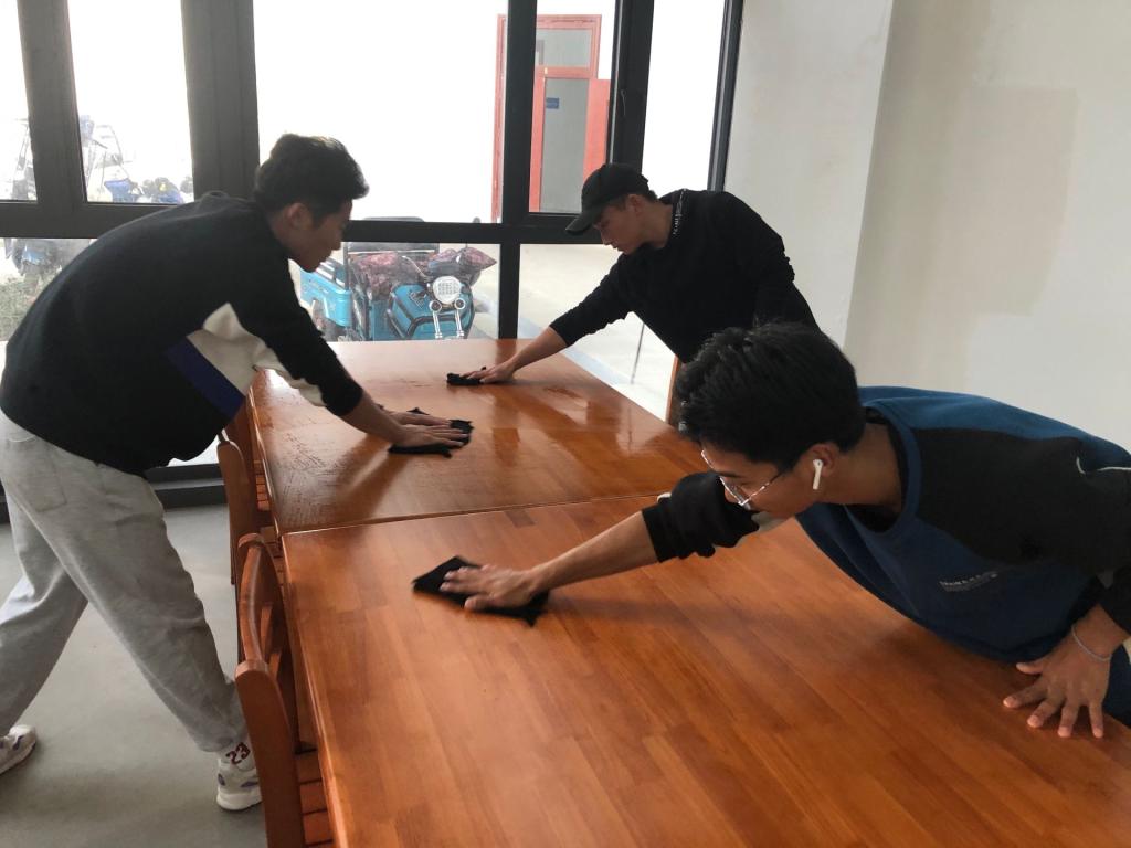 国产成人精品白浆久久69