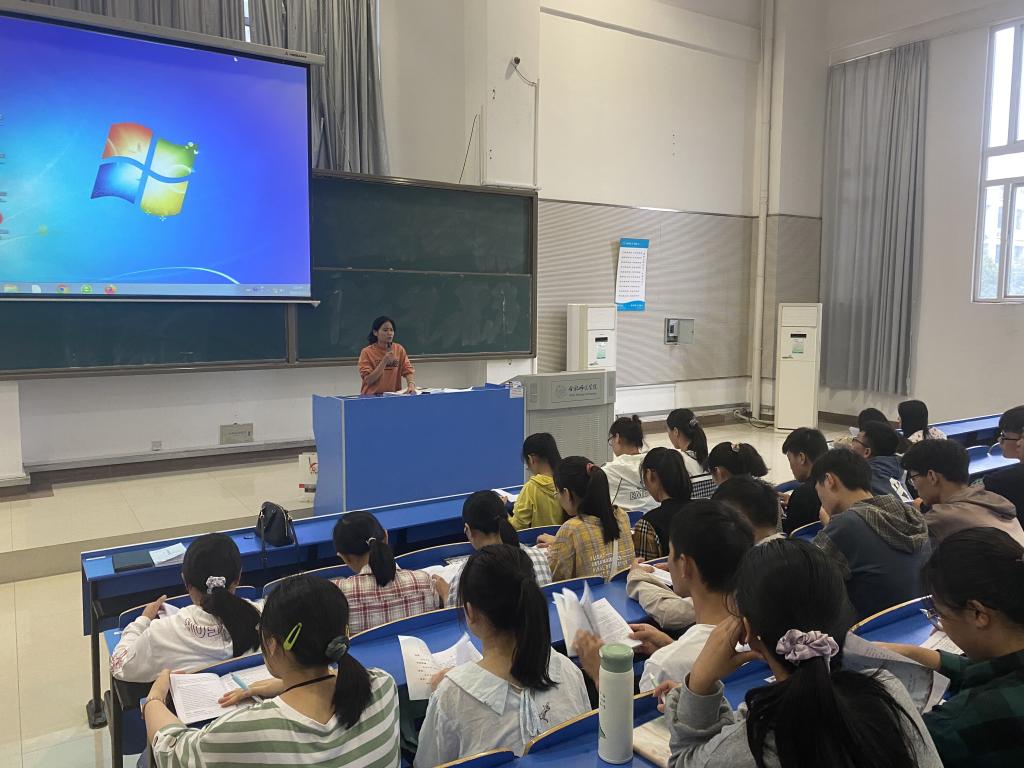 国产成人精品白浆久久69