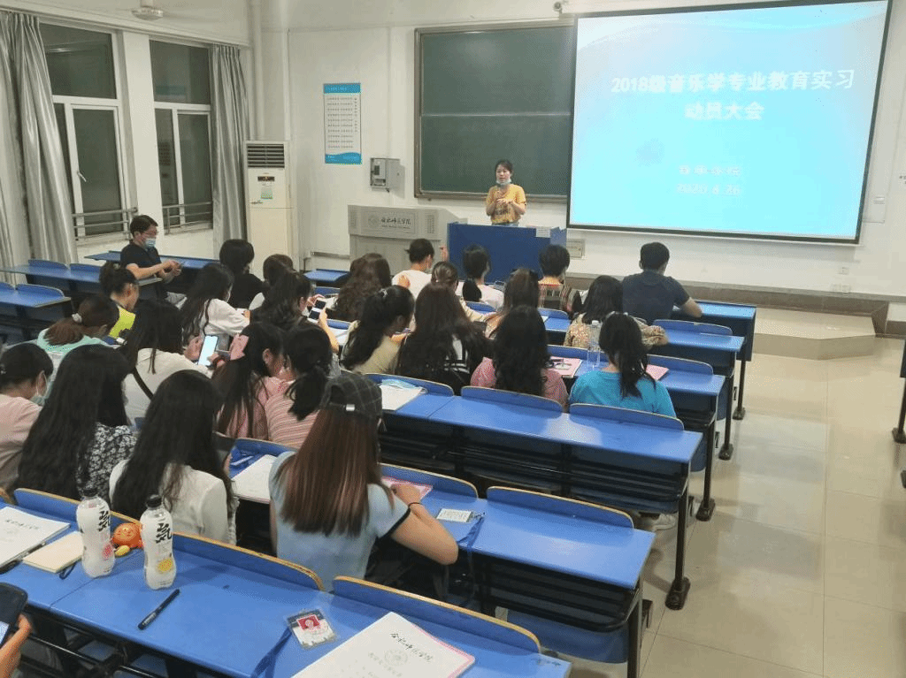 国产成人精品白浆久久69