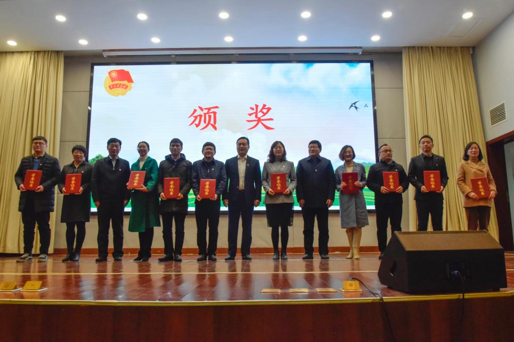 国产成人精品白浆久久69
