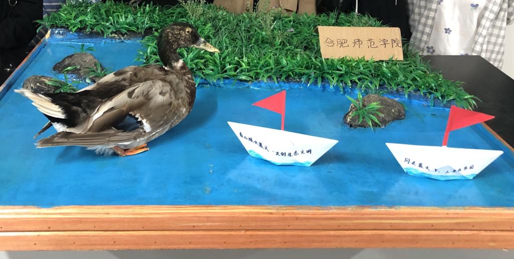 国产成人精品白浆久久69