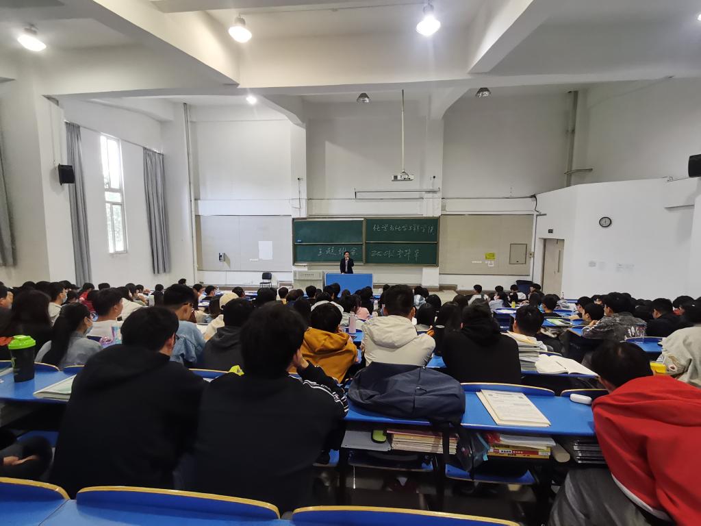 国产成人精品白浆久久69
