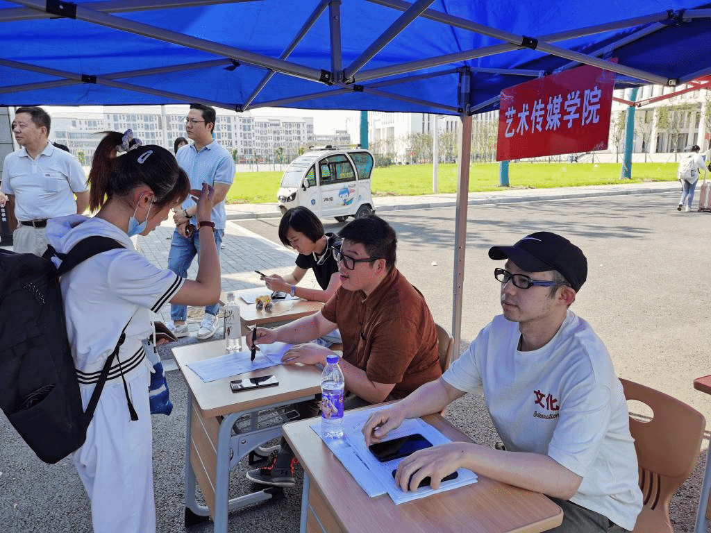 国产成人精品白浆久久69