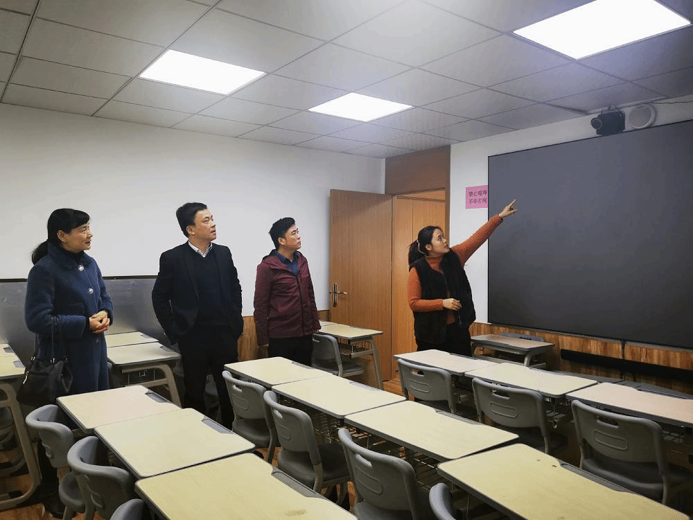 国产成人精品白浆久久69