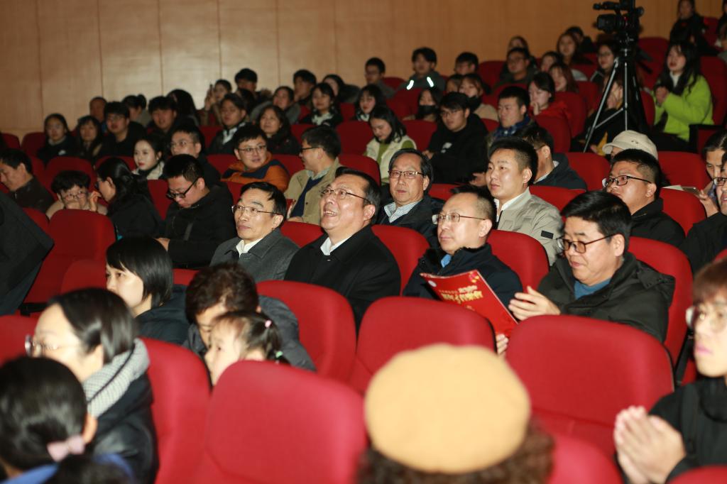 国产成人精品白浆久久69
