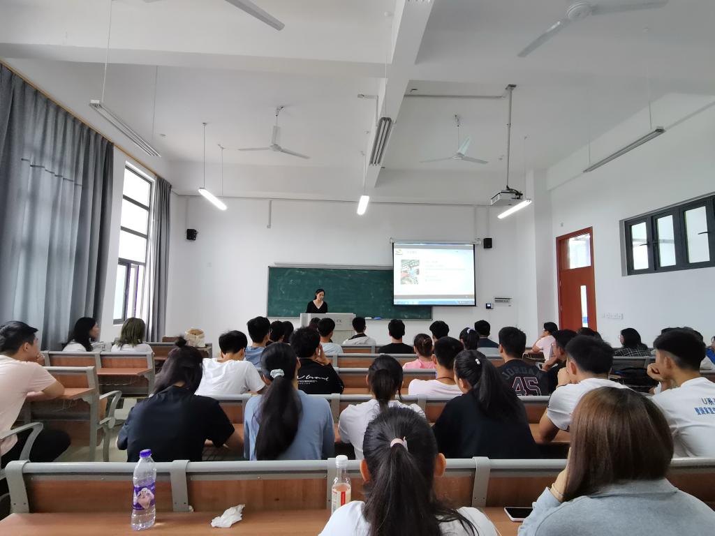国产成人精品白浆久久69