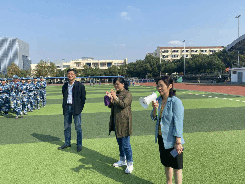 国产成人精品白浆久久69